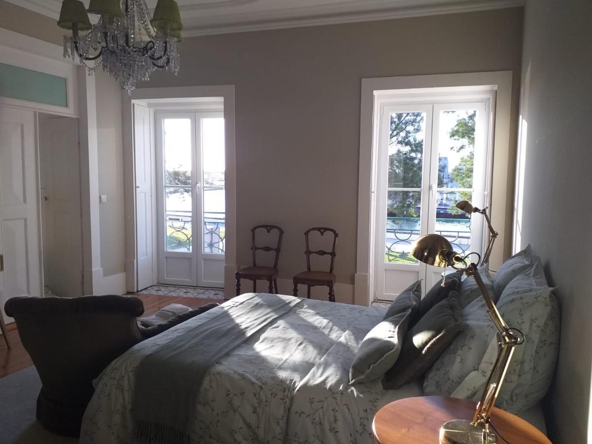 Menina Da Ria Guest House 阿威罗 外观 照片