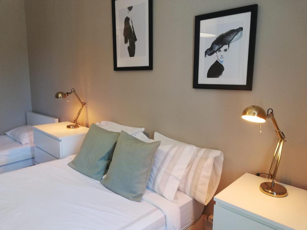 Menina Da Ria Guest House 阿威罗 外观 照片