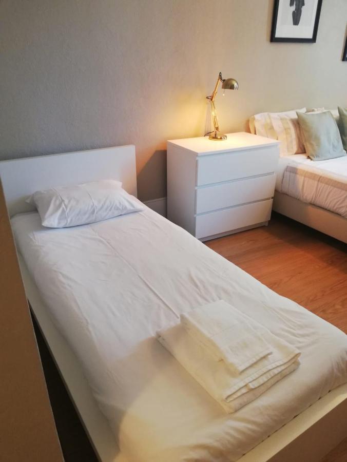 Menina Da Ria Guest House 阿威罗 外观 照片