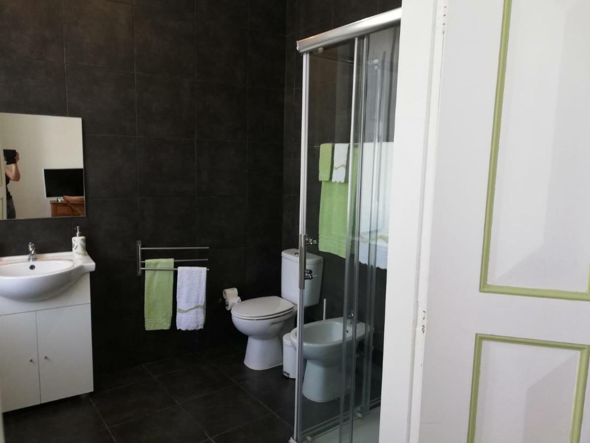 Menina Da Ria Guest House 阿威罗 外观 照片