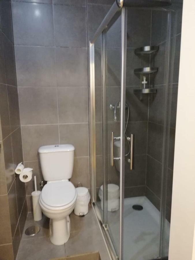 Menina Da Ria Guest House 阿威罗 外观 照片