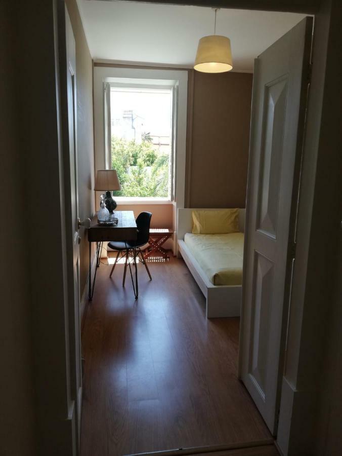 Menina Da Ria Guest House 阿威罗 外观 照片